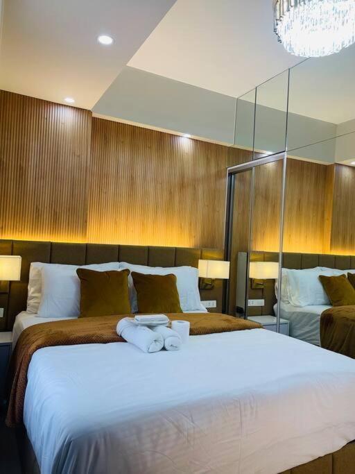 Marias Suite Near Manila Bay Free Use Of Pool Exteriör bild