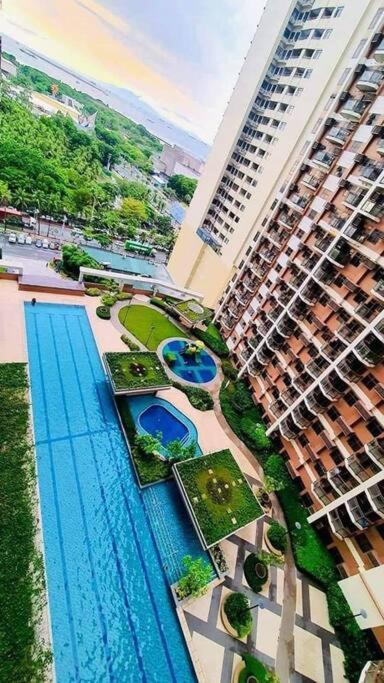Marias Suite Near Manila Bay Free Use Of Pool Exteriör bild